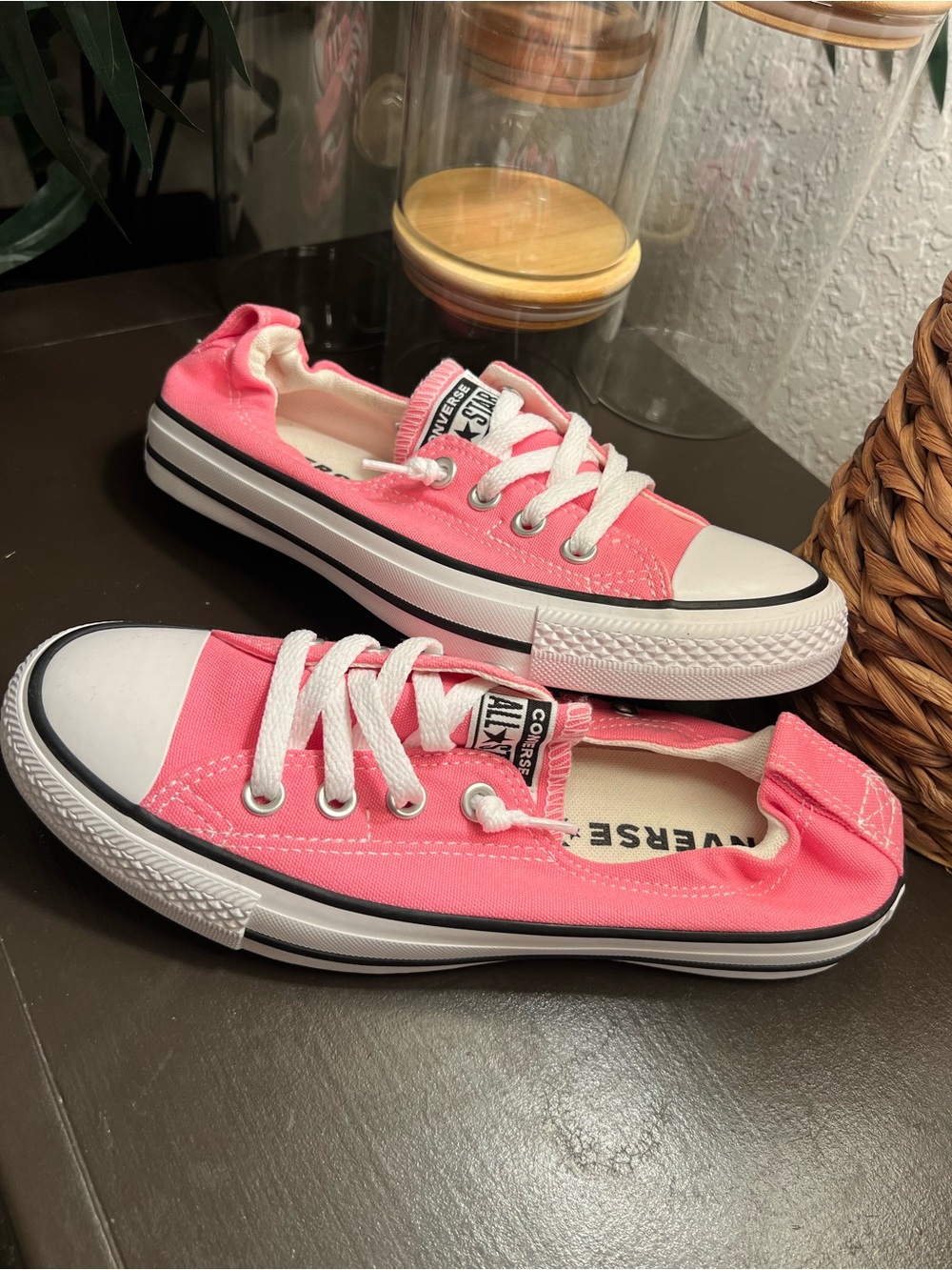 Converse Shoreline Bubblegum Pink Low-Top Canvas Sneakers Women 7